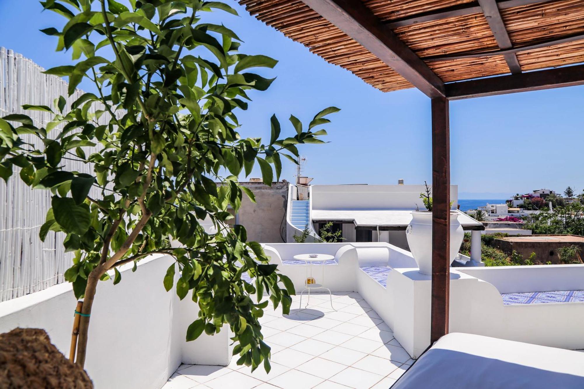Quartara Boutique Hotel Panarea Exterior photo