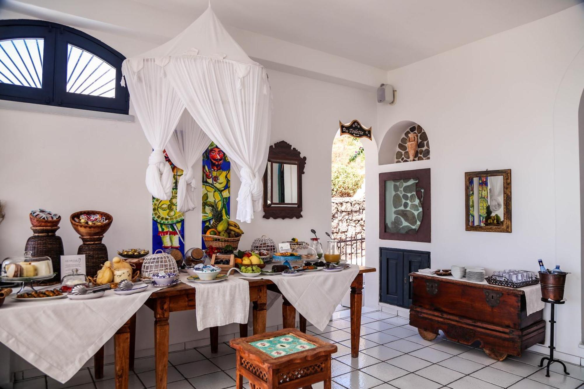 Quartara Boutique Hotel Panarea Exterior photo
