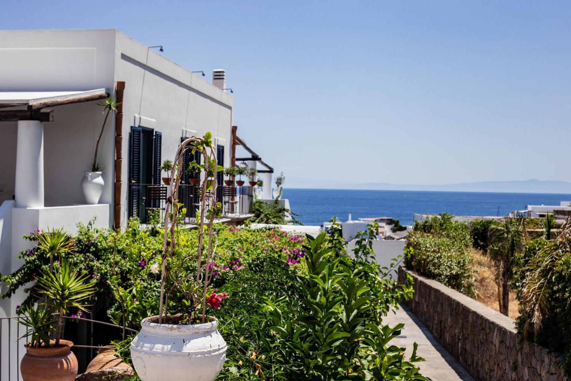 Quartara Boutique Hotel Panarea Exterior photo